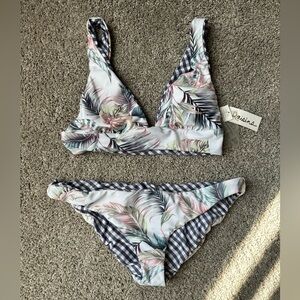 Raisins Leafy Print Bikini reversible Checkered